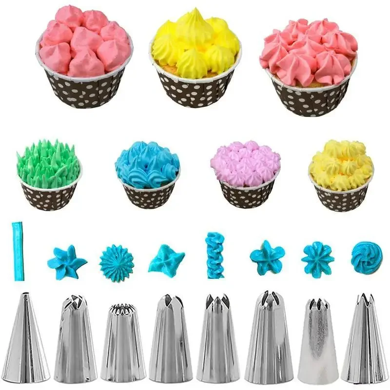 Cupcakes décorés avec les douilles du kit